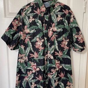 Manoa Shirt Company Hawaiian Aloha Shirt XL VTG Floral Batik Print Made in USA